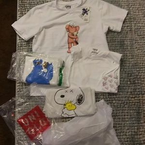Kaws Uniqlo Tee Bundle 4 Shirts